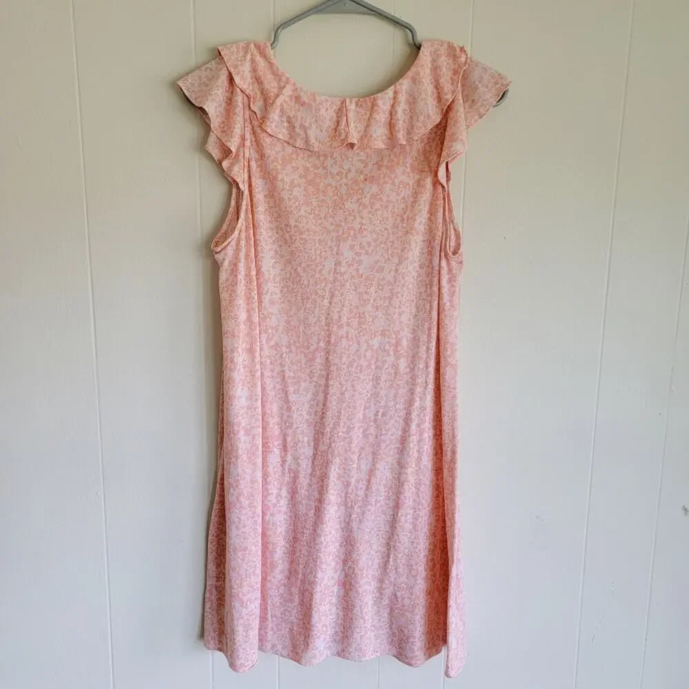 Oscar De La Renta Ruffle V-neck Sleep Gown - Picture 3 of 4